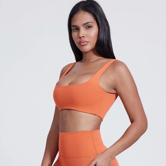 Two Piece Yoga Workout Set - Picture 5 of 6